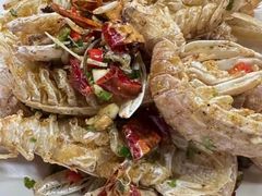 -四川小胡子海鲜(丁村万人海鲜广场店)