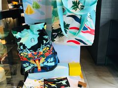 -星巴克(杭州湖滨银泰E区店)