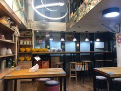 大堂-家味螺蛳粉&烤鱼(安远路店)