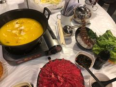 -鲜入围煮花胶鸡海鲜火锅