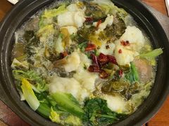 -周鱼小馆石锅酸菜鱼(活力汇店)