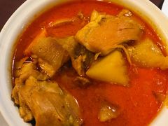-Neary Khmer Restaurant