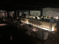 -穹六人间 people 6(岳阳路店)