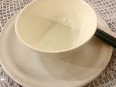 -YI PIN JU 一品居中餐厅 中国超市