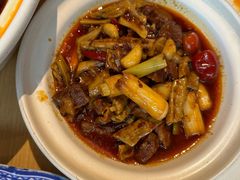 -渝信川菜 · 川味家常菜(财富购物中心店)