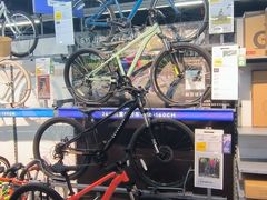 -迪卡侬(西三旗店)