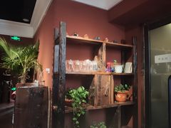 -大匠工房古船木艺术餐厅·猪肚鸡专门店(长白仙岛店)