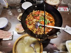 -富正毅三下锅·湘西韵味(天门山索道店)