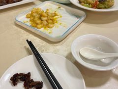 -新镇江酒家(南京西路店)
