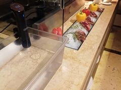 -大中华希尔顿酒店-念自助餐·嗨啤·小龙虾