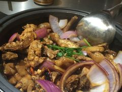 -胡须佬鸡煲四季火锅店(石厦西村直营店)