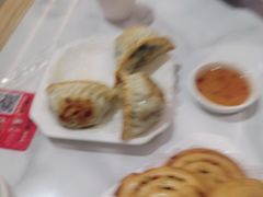 -粤仔湾砂锅粥(金太湖店)