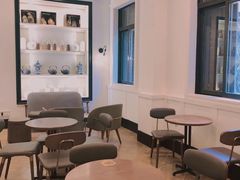 大堂-星巴克臻选(广州沙面店)