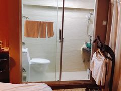-湛江远扬YOUNG咖啡主题酒店(赤坎老街店)