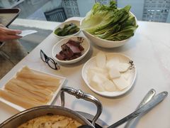 -德林酸菜鱼火锅(南丹店)