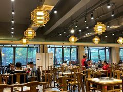 -肖肖酸萝卜鱼火锅(总店)