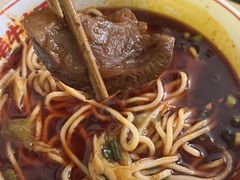 -易毛特色牛肉面(解放碑步行街店)