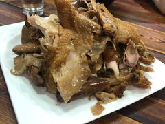手撕烧鸡-兄弟江湖东北老菜(三井街道店)