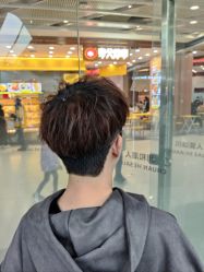 -川和潮人