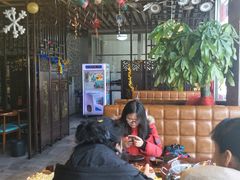大堂-高兴壹锅·潮汕鲜牛肉火锅(良乡梅花庄店)