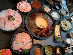 -渝涯重庆豆花老火锅(中赢国际店)