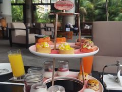 -亚龙湾喜来登·美景台大堂吧