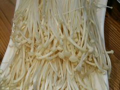 -咱屯子铁锅炖直营店(保利店)