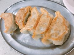鲜肉韭菜煎饺-芬芳甜品(同福路店)