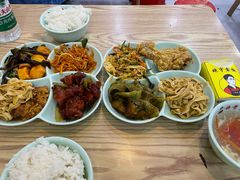 -晓宇盒饭(民安街店)