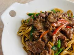 湿炒牛河-华威达牛庄(黄埔大道西店)