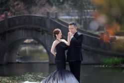 -雪中彩影婚纱摄影·微光艺术中心