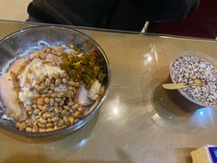 -红鼻子桂林米粉(金唐新光界店)
