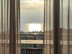 -三亚湾海居铂尔曼度假酒店