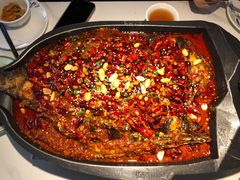 -江边城外烤全鱼(世茂广场店)