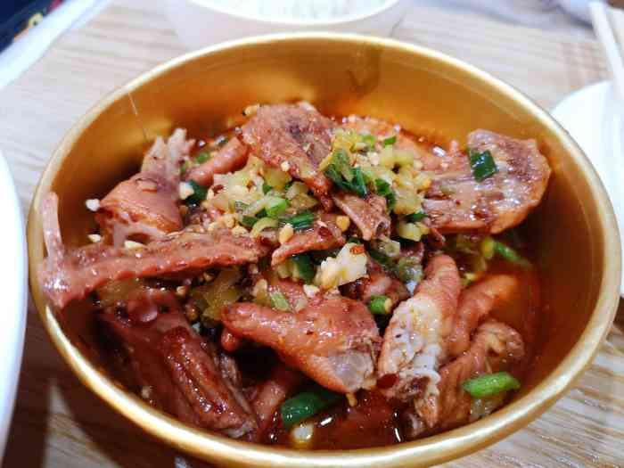 鱼你在一起(庆春广场店)-"这家店是位于地铁2号线庆春广场站的美食快.
