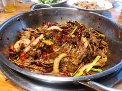 主打的干锅鸭头-安诚居干锅鸭头(八角店)