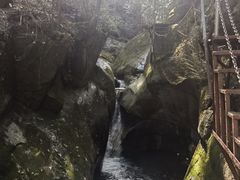 -石台牯牛降景区