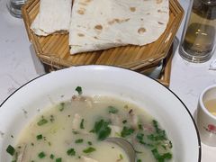-丁里羊肉小镇(天鹅湖总店)