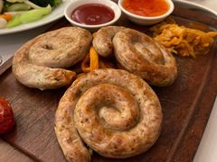 莫斯科风格烤肠配酸菜-莫斯科餐厅