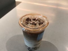 陨石拿铁-瑞幸咖啡(巴黎春天陕西路店)