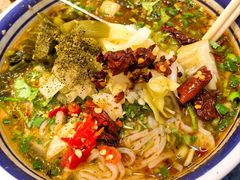 -云阿蛮云南生烫牛肉米线(奉贤路店)