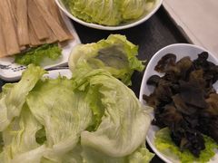 -天宜隆蘑菇宴火锅(石景山旗舰店)