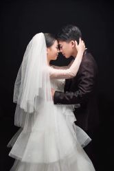 -巴黎婚纱摄影工作室