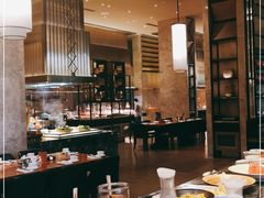 大堂-贵阳恒世纪酒店·味自助餐厅