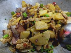 -老唐三下锅 ·张家界地标美食(溪布街店)