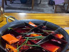 -正南齊北重庆老火锅(光华村直营店)