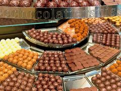 -Laderach 莱德拉(上海环贸iapm店)