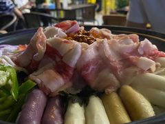 春川芝士铁板肥牛鸡-韩见·韩式拌饭·炸鸡(石厦店)