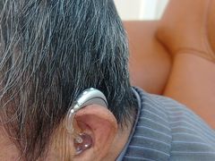 -海之声助听器 瑞士峰力直营中心(华麟大厦店)