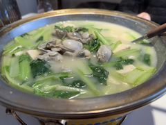 -赶海部落海鲜城(海阳路店)